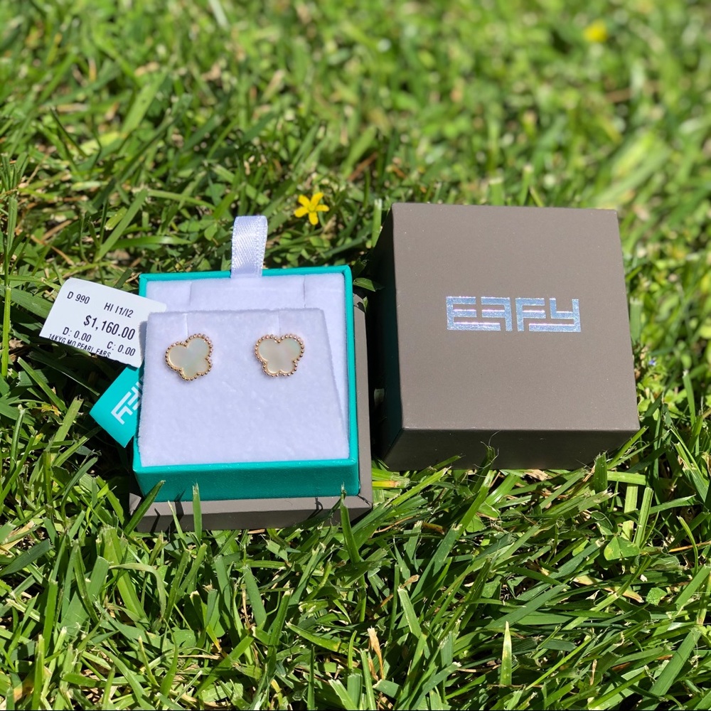 Effy 14K Yellow Gold Mother-Of-Pearl Stud Earring